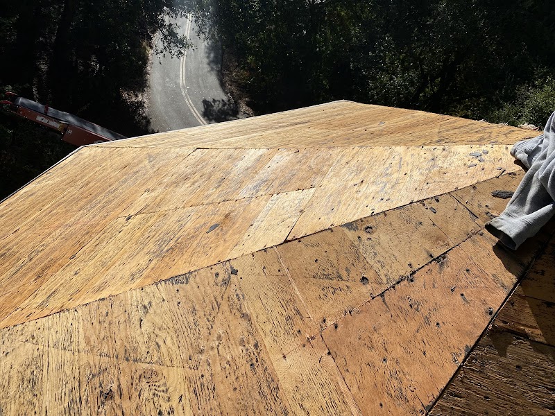 LB Harbors Roofing Inc photo 3