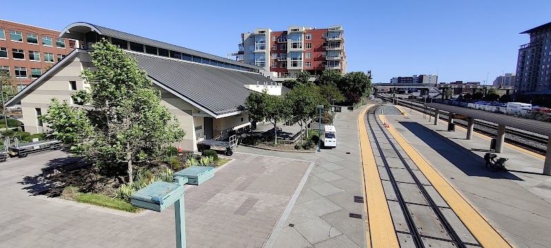 Photo of BikeLink: Emeryville Amtrak Station