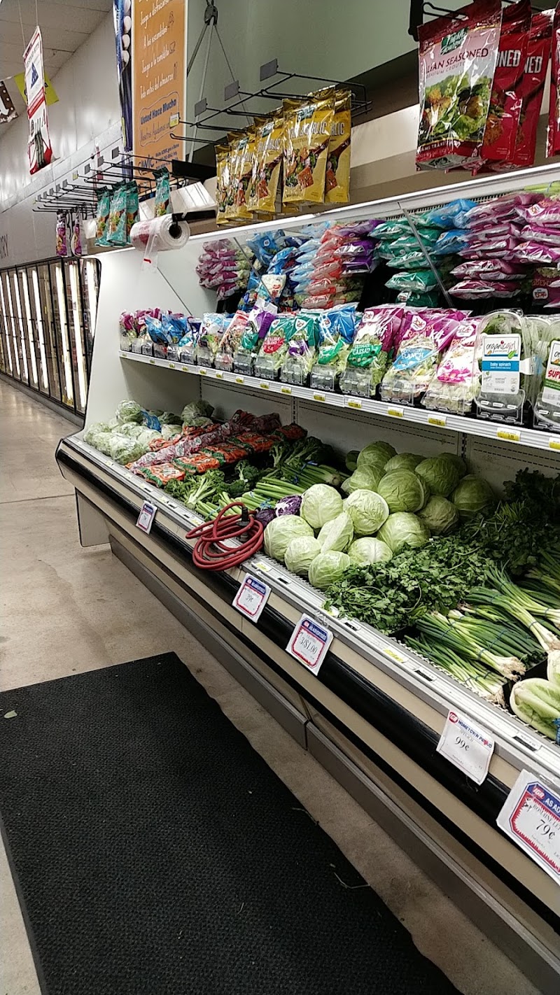 Food Town IGA photo 2