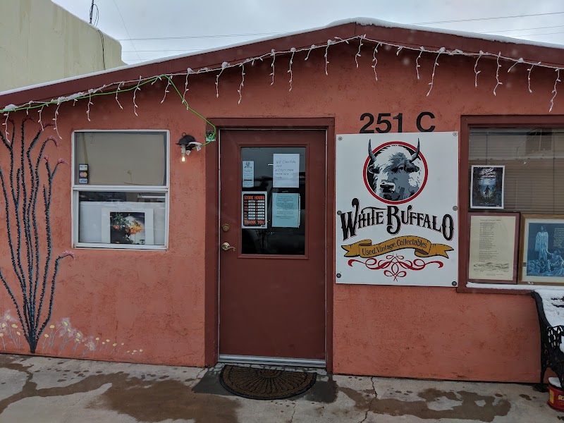 White Buffalo: Antiques, Vintage, Collectibles, Gifts, & Used Goods photo 3