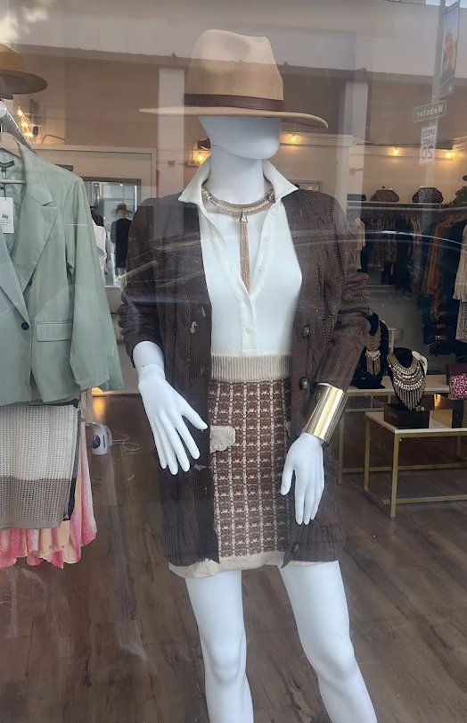 For The Fab Boutique photo 4
