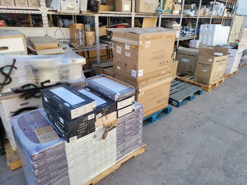 A2Z discount warehouse llc photo 5