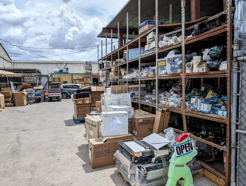 A2Z discount warehouse llc photo 4
