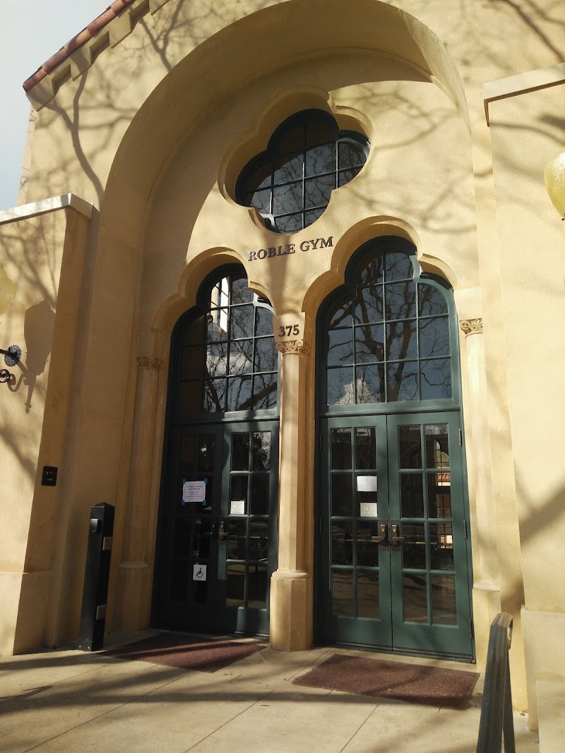 Roble Gym photo 3
