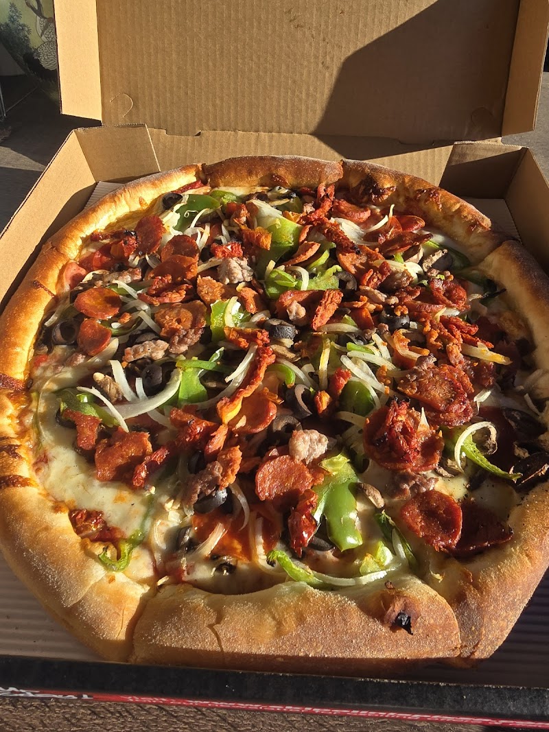 Skipolini's Pizza photo 4