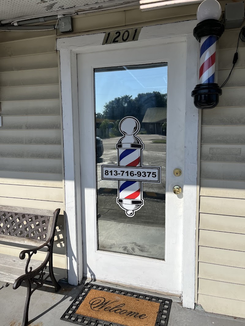 Fat Boys Barbershop & Salon inc photo 3