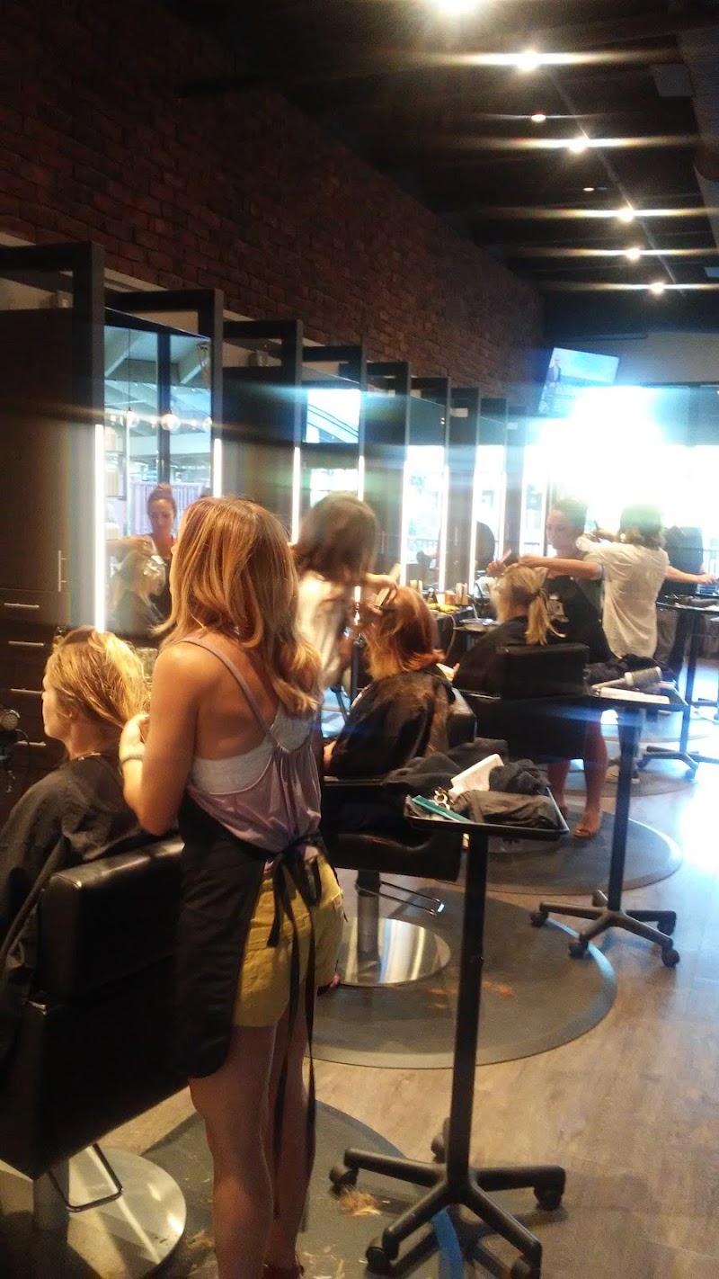 Jack Thomas Salon photo 4