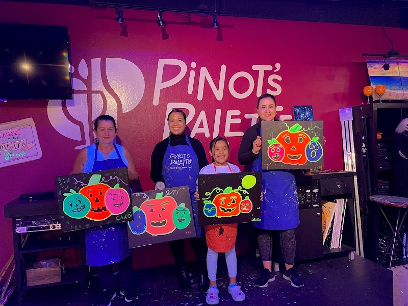 Pinot's Palette photo 4