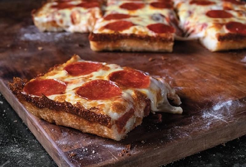 Jet's Pizza photo 2
