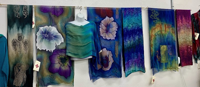 Razzle Dazzle Boutique photo 2