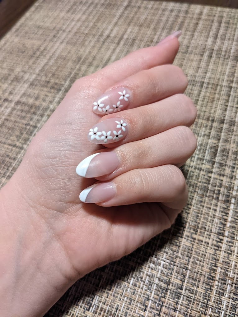 Universal Nails & Spa photo 2