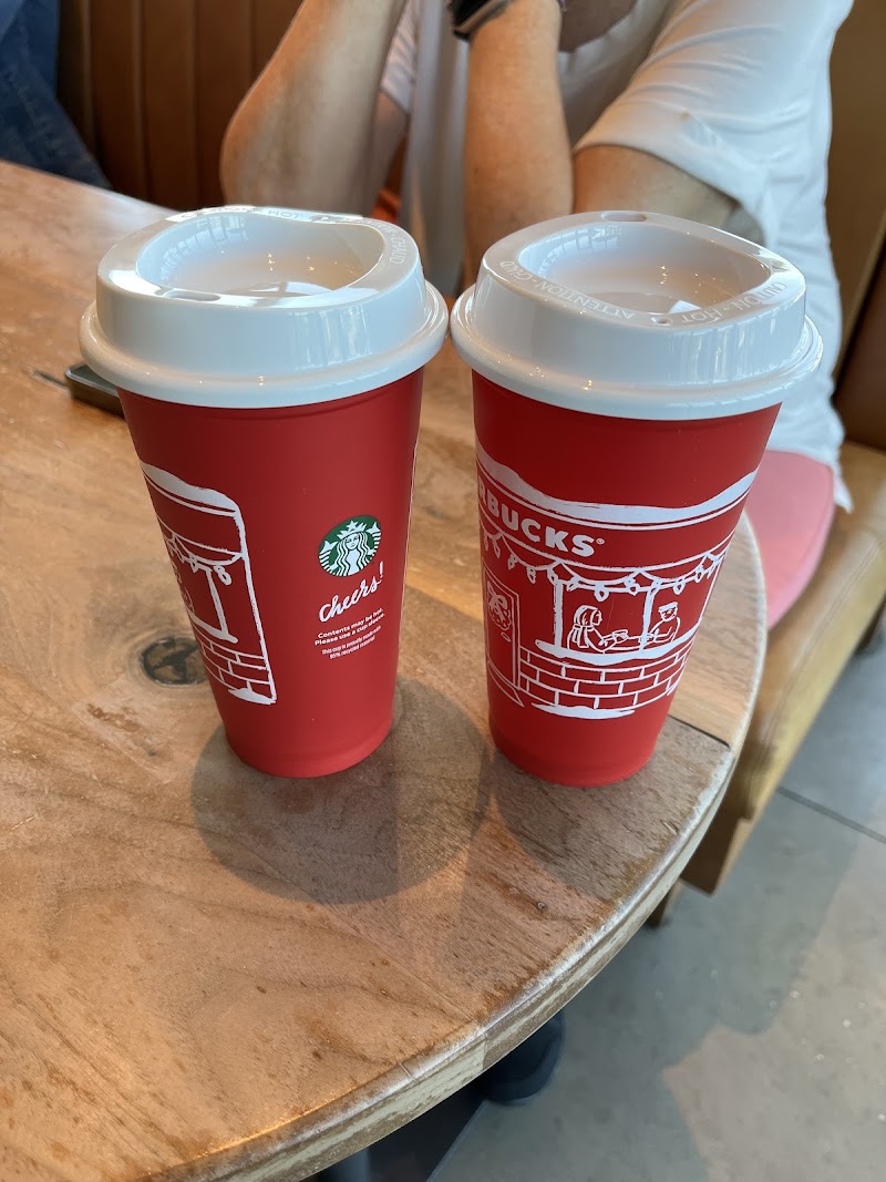 Starbucks photo 4