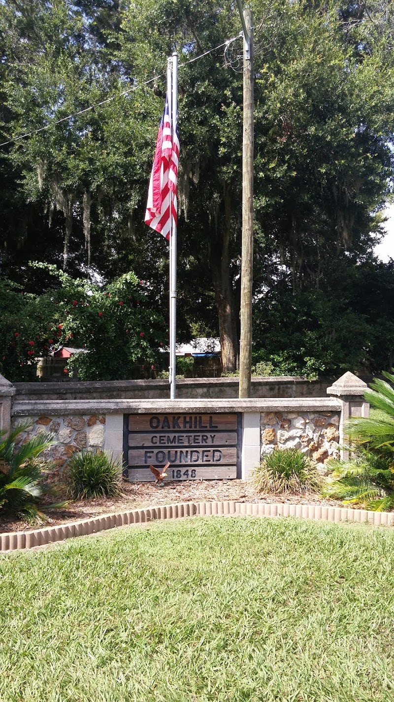 Oak Hill Cemetery photo 4