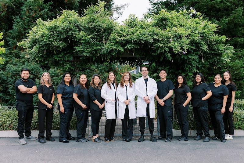 Gabriela Garcia-Rojas & Greg Singer Dental Group photo 4