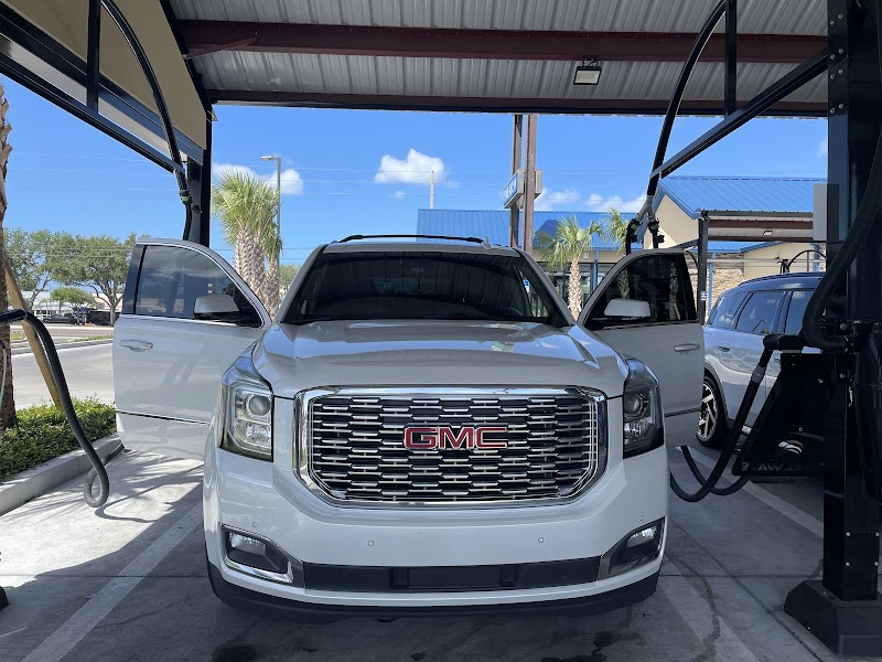 Tidal Wave Auto Spa | Car Wash photo 4