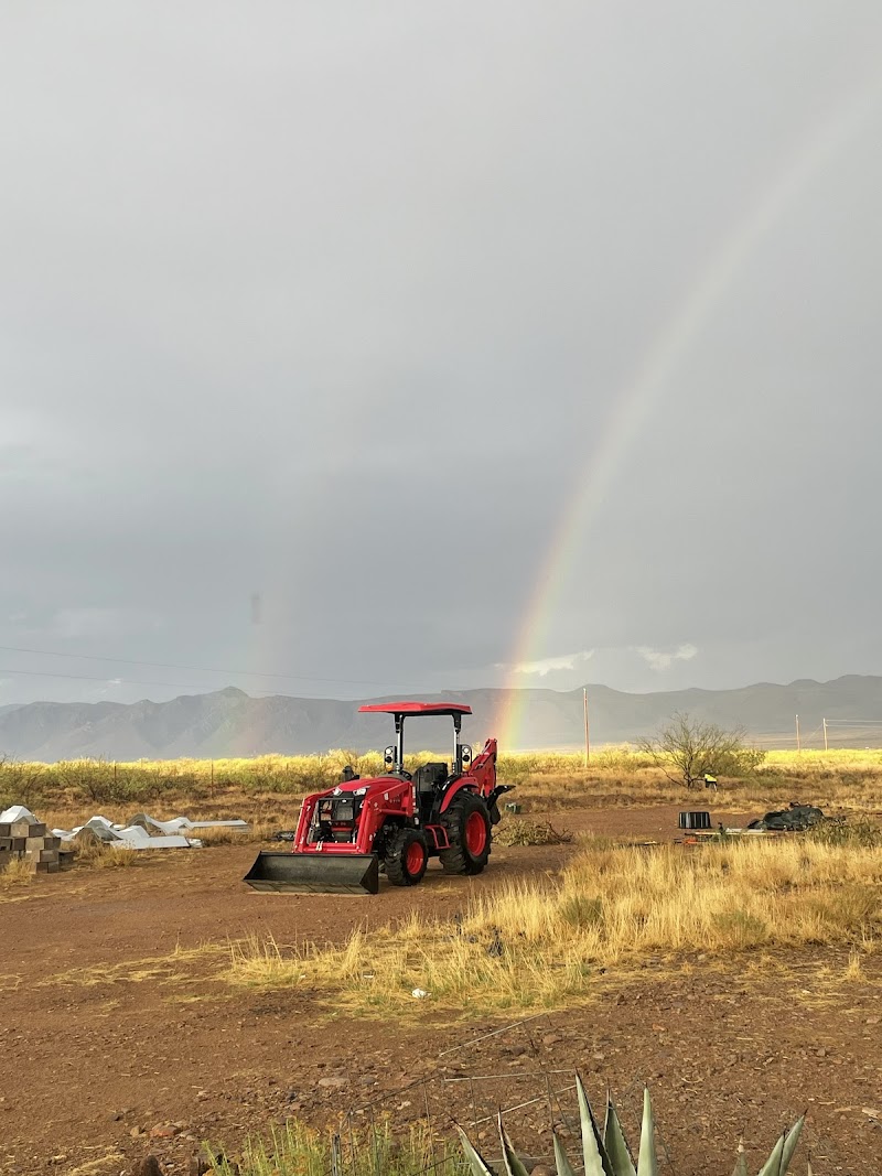 Trails West Tractor photo 5