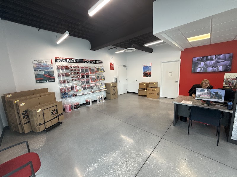 StorQuest Self Storage photo 4