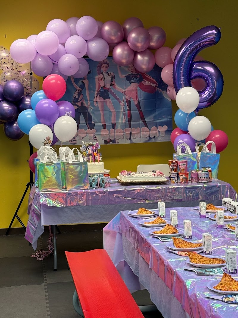 Jolly Yolly Kids Indoor Playground photo 3