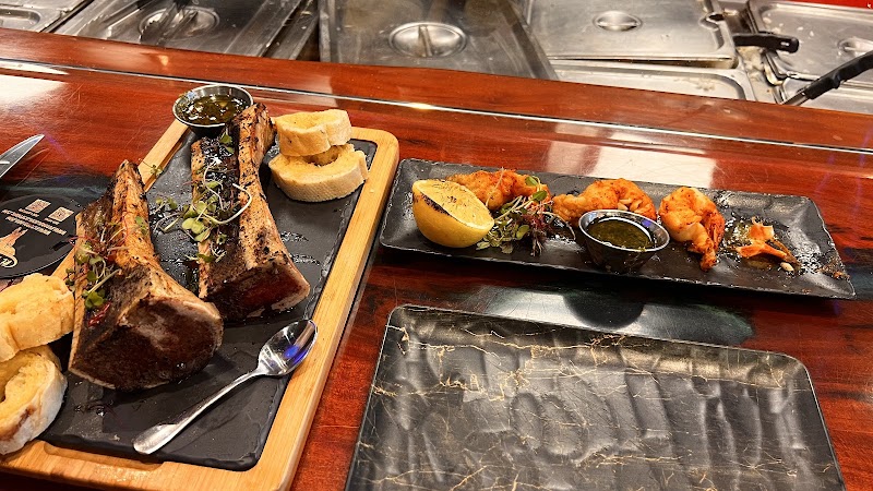 El Toro Loco Steakhouse Tamiami photo 3