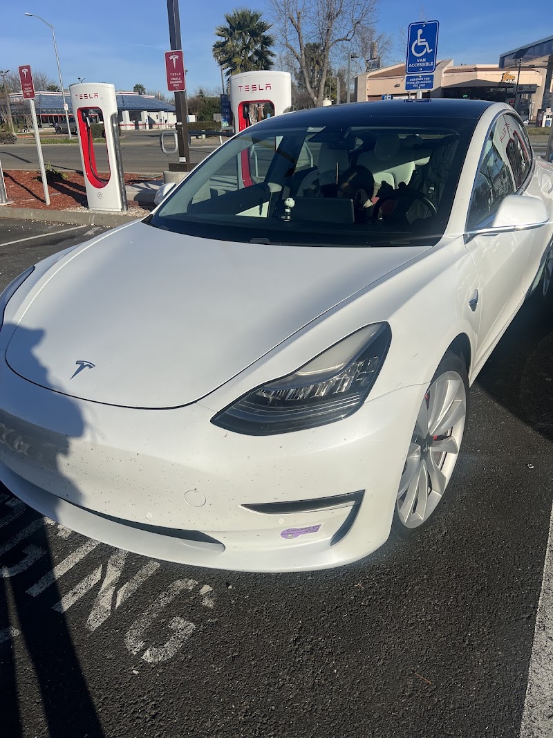Tesla Supercharger photo 5