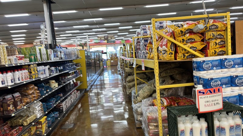 Super La Favorita Meat Market photo 5