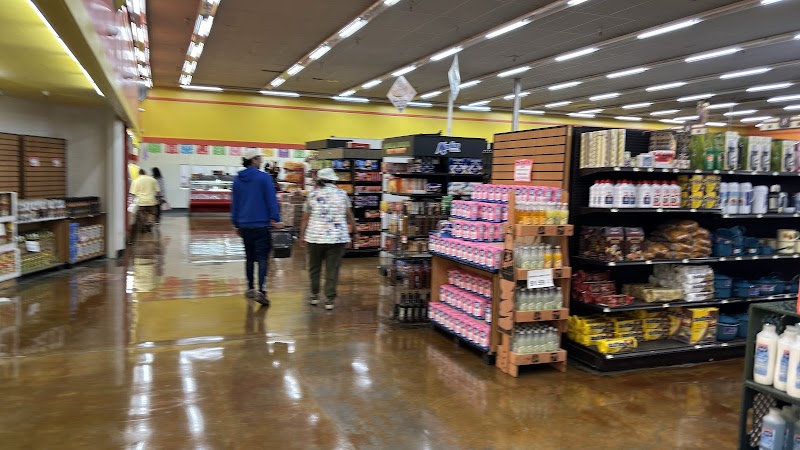 Super La Favorita Meat Market photo 3