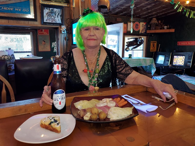 Rocking Chair Bar & Grill photo 5