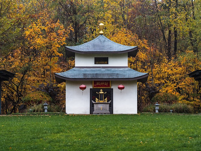Mahayana Temple photo 5