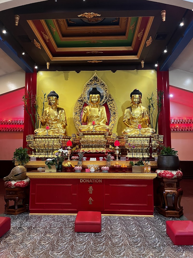 Mahayana Temple photo 4