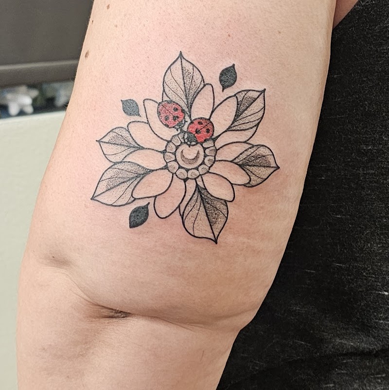 A Good Place Tattoo Space photo 5