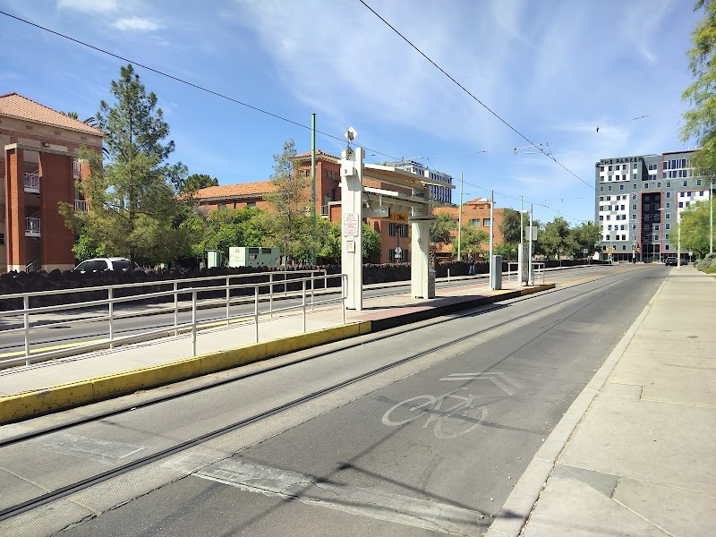 Photo of SL/2nd St/Olive Av