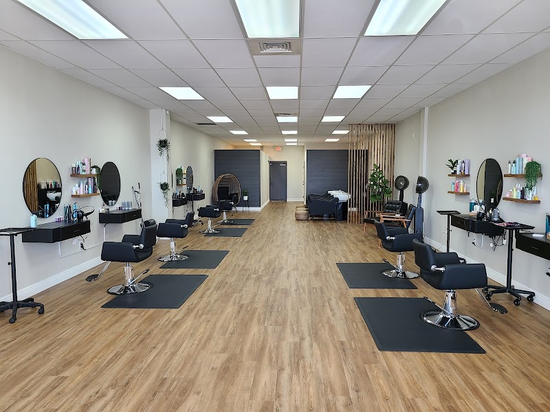 Oak & Ivy Beauty Lounge photo 2