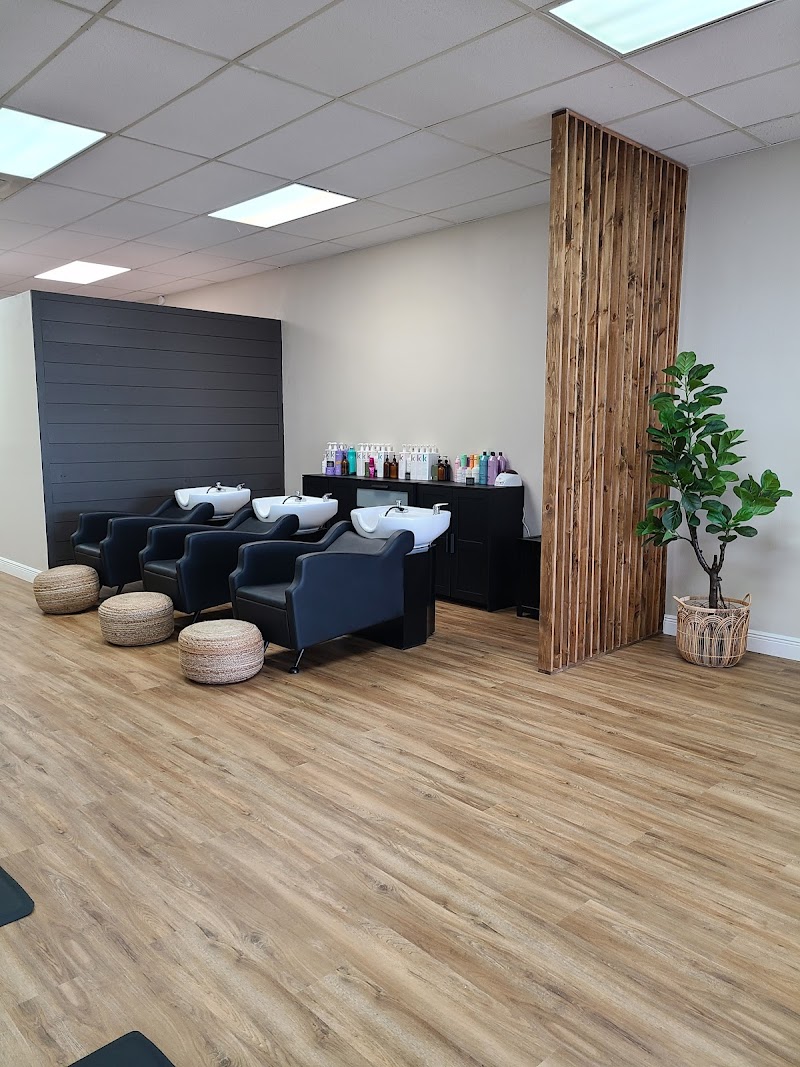 Oak & Ivy Beauty Lounge photo 3