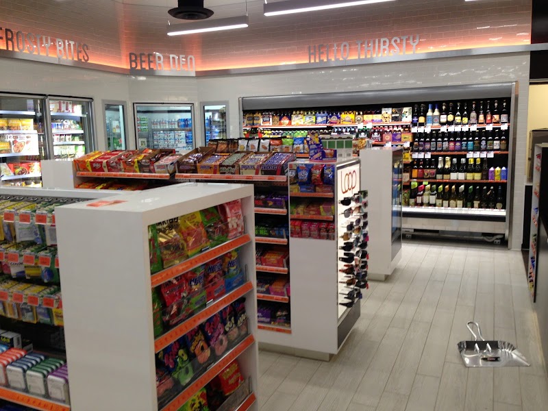 Loop Neighborhood Market photo 4