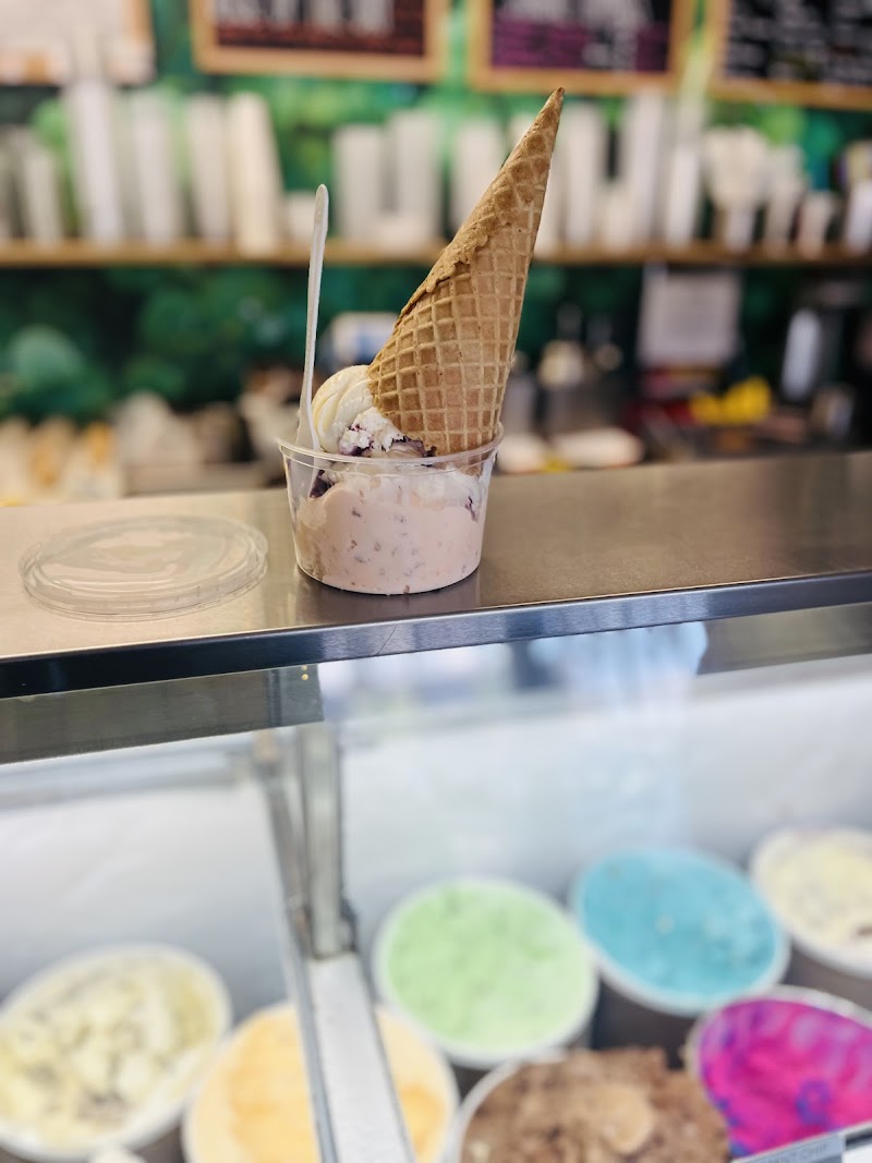 Clancy's Ice Cream Parlour photo 3