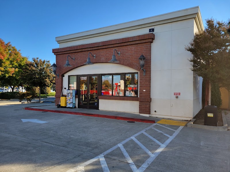 Ramos Oil Co. Mini Mart CFN photo 4