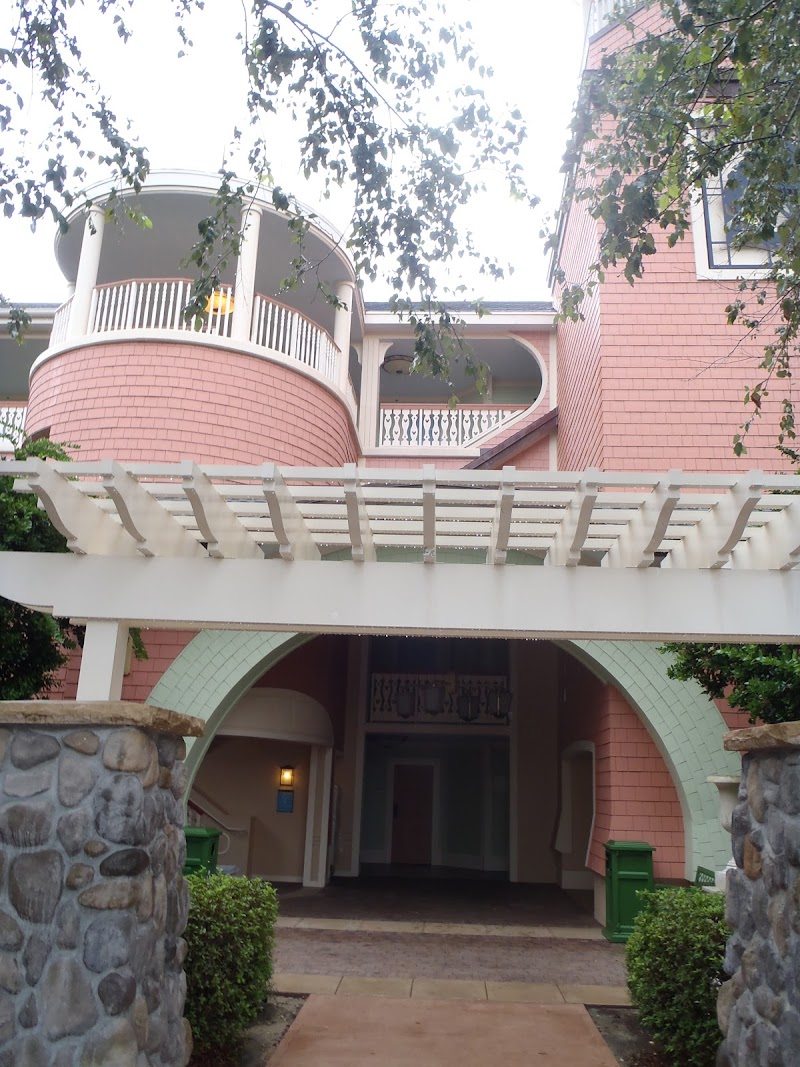 Boat Launch - Disney's Saratoga Springs Resort & Spa photo 4