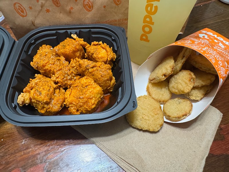 Popeyes Louisiana Kitchen photo 3