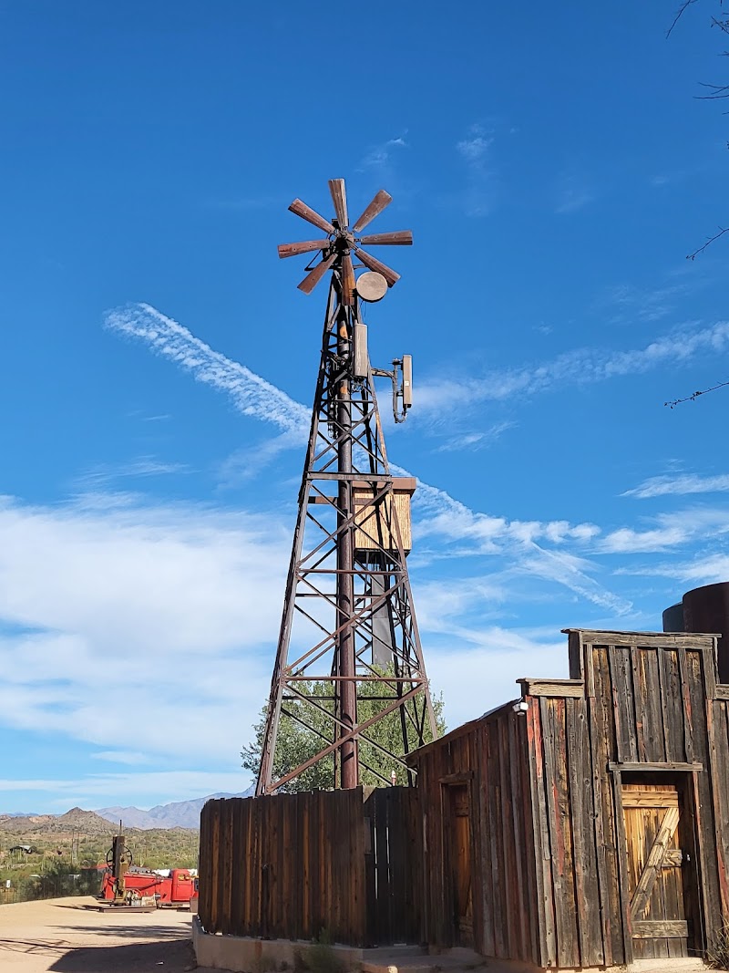 Lost Dutchman Heliport photo 3