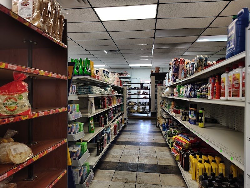 Eloy's Ok Market photo 5