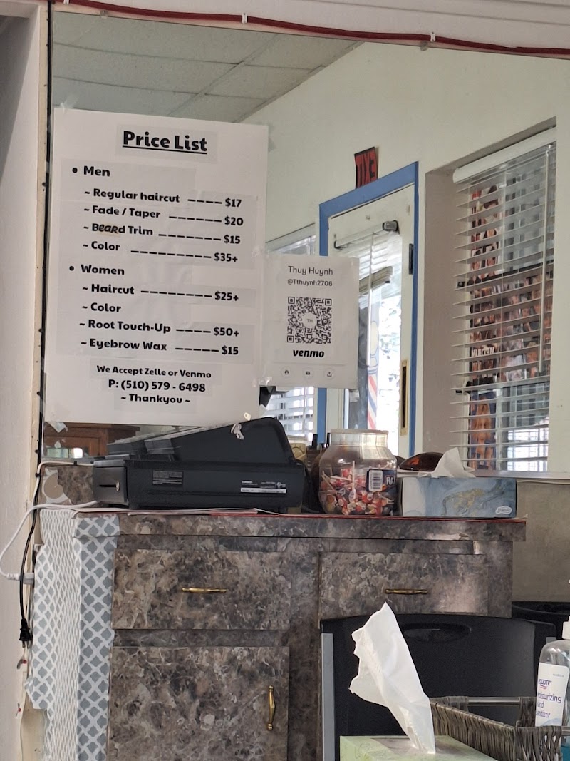 Rolie's Barber Shop photo 4