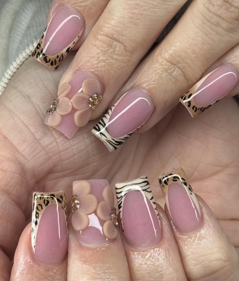 The Willow Nail Salon photo 4