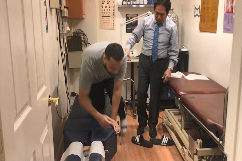 Dr. Stewart Chen【Bay Area chiropractor，東灣脊椎醫生、Oakland脊椎醫生、Oaklan附近脊椎醫生、Alameda脊椎醫生、San leandro chiropractor] photo 2