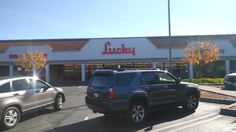 Park Lake Plaza photo 3