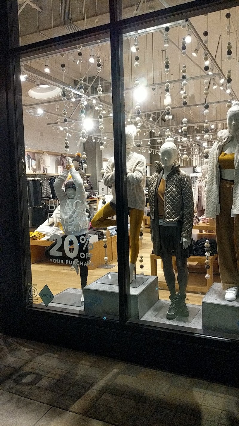 Photo of Athleta