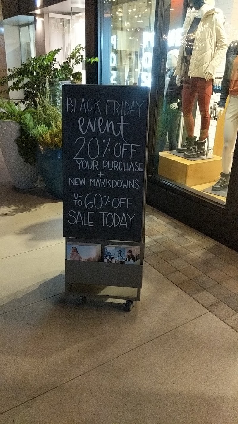 Athleta photo 2