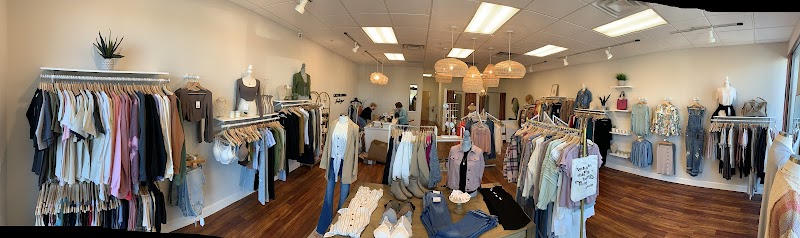 Cactus Lounge Boutique - Clothing and Gifts photo 2