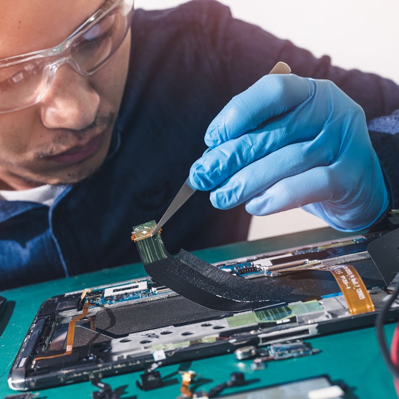 Geekmatics: Phone Repairs In 1 Hour, PCs, Gaming, Micro-soldering. Apple IRP. On-site help. Lifetime Warranty. photo 4