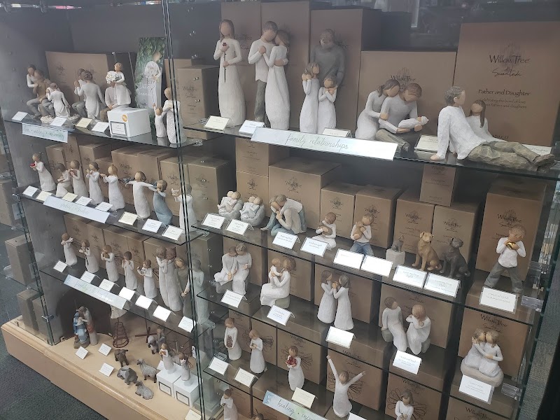 Elam's Hallmark Shop photo 2