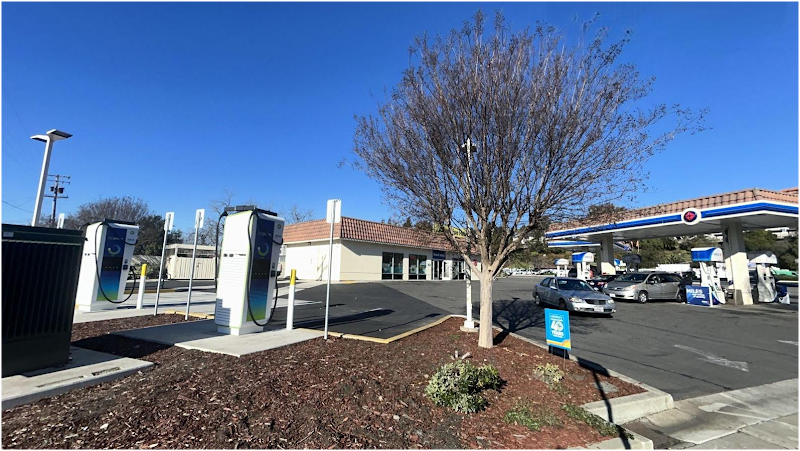 Photo of BP Pulse Charging Station